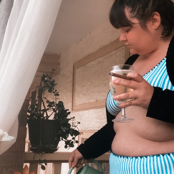 Meet your Posher, Jamie - Picture 5 of 5